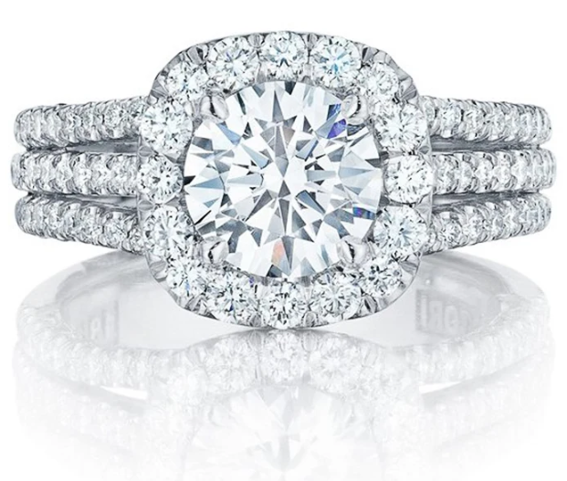 Free Promo - Luxury Diamond Ring